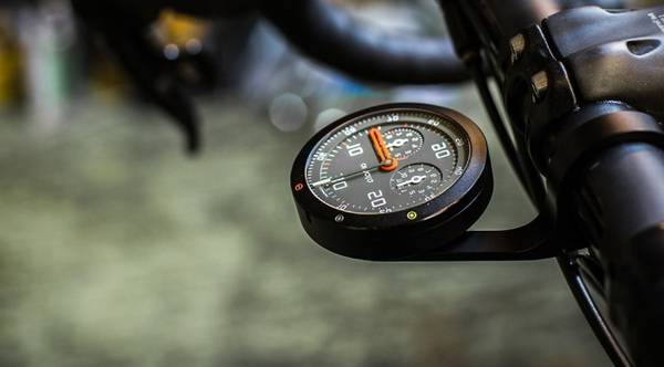 gps-bike-tracker-i100-price-in-india-5dd2aa1e5b79b